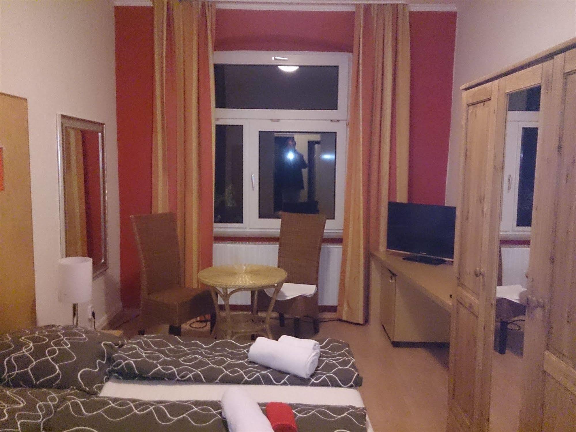 Ruhrzimmer Gelsenkirchen Exterior foto